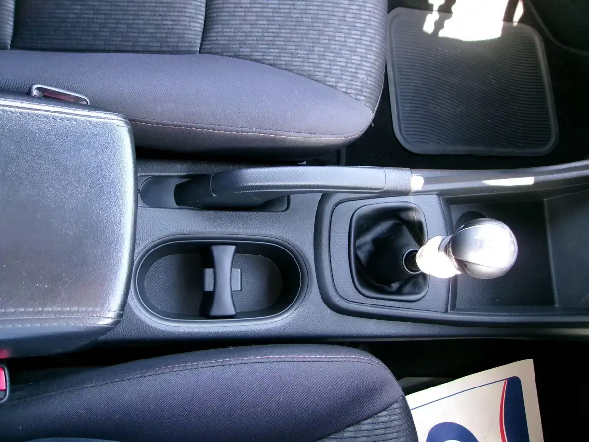 2013-kgm-ssangyong-korando-20td-se4-big-15