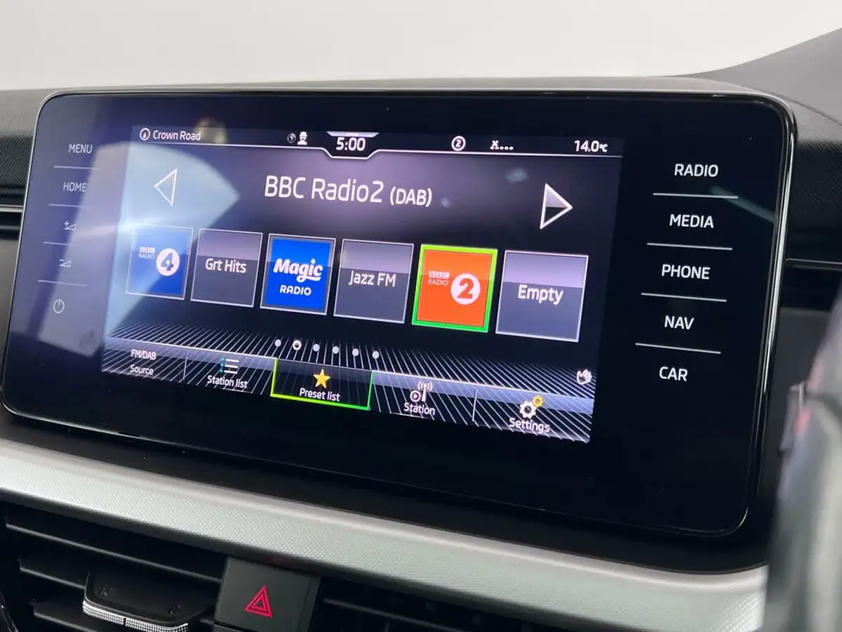 2020-skoda-kamiq-15-tsi-se-l-hatchback-dsg-big-24