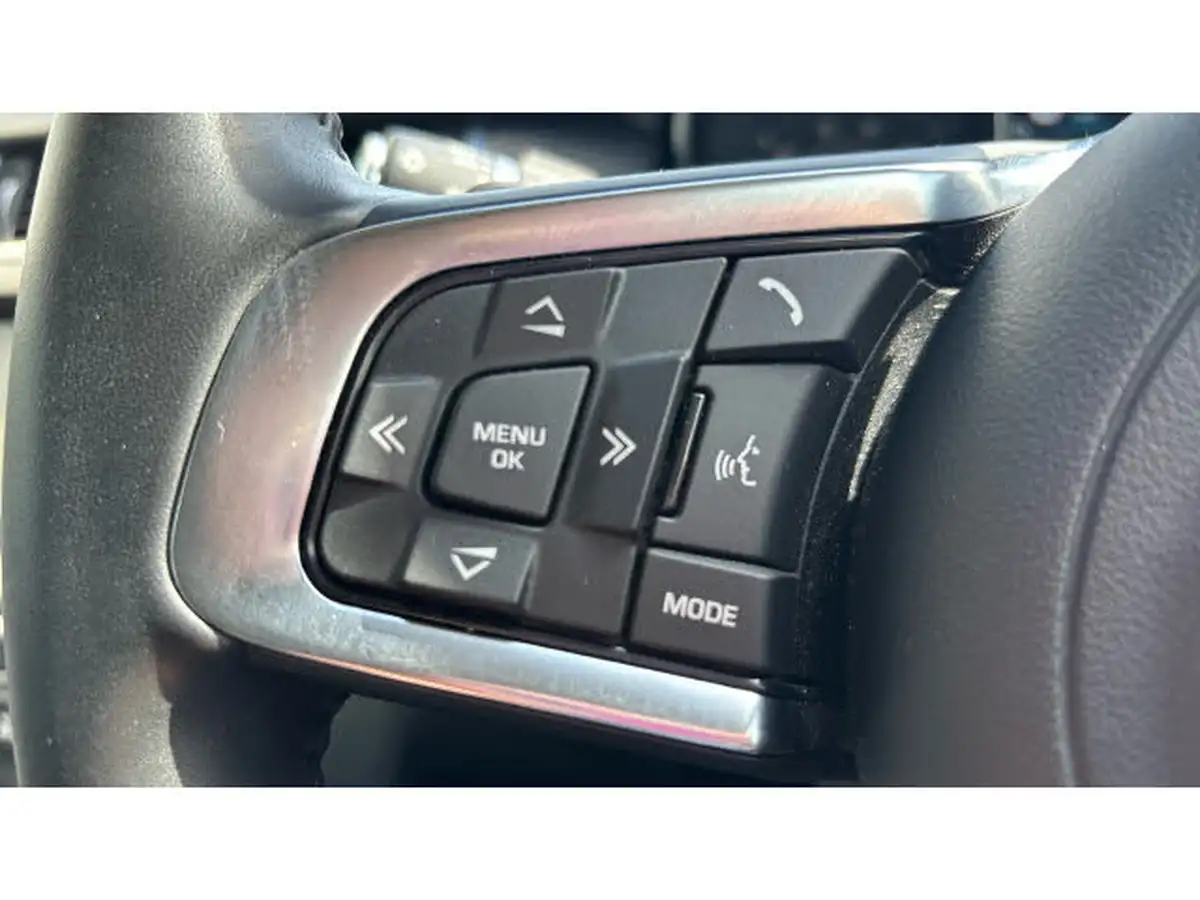 2019-jaguar-e-pace-20-i4d-r-dynamic-se-240ps-awd-auto-big-24