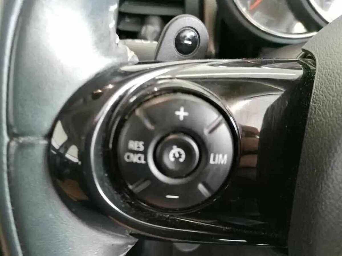 2019-mini-cooper-20-cooper-s-exclusive-189bhp-hatchback-5d-auto-big-28