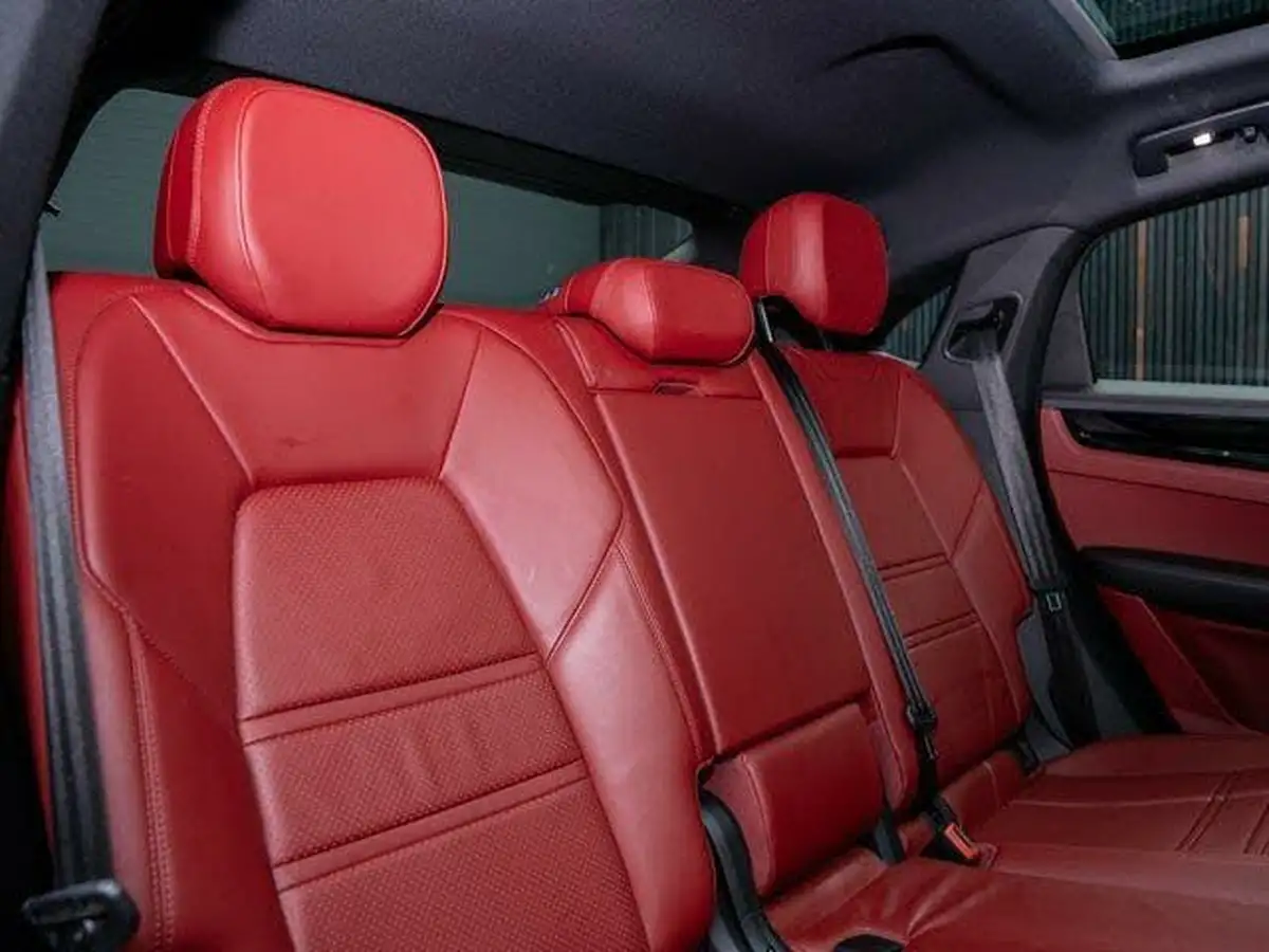 2021-porsche-cayenne-30-v6-coupe-big-26