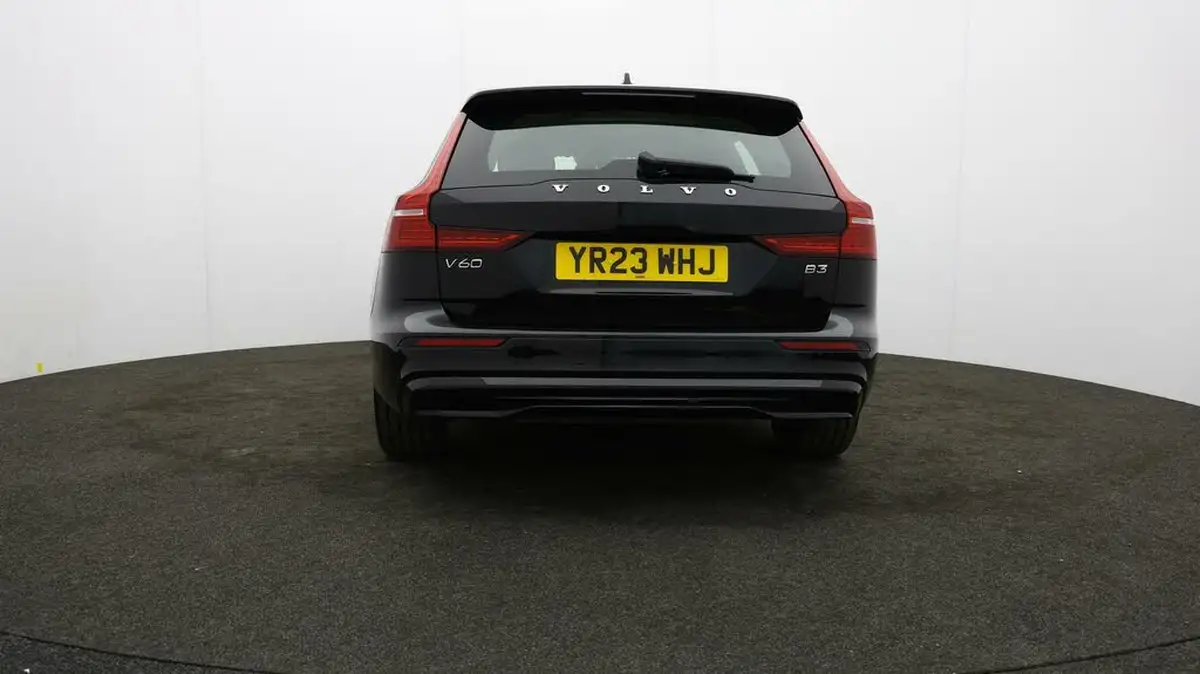 2023-volvo-v60-20-b3-plus-station-wagon-big-45