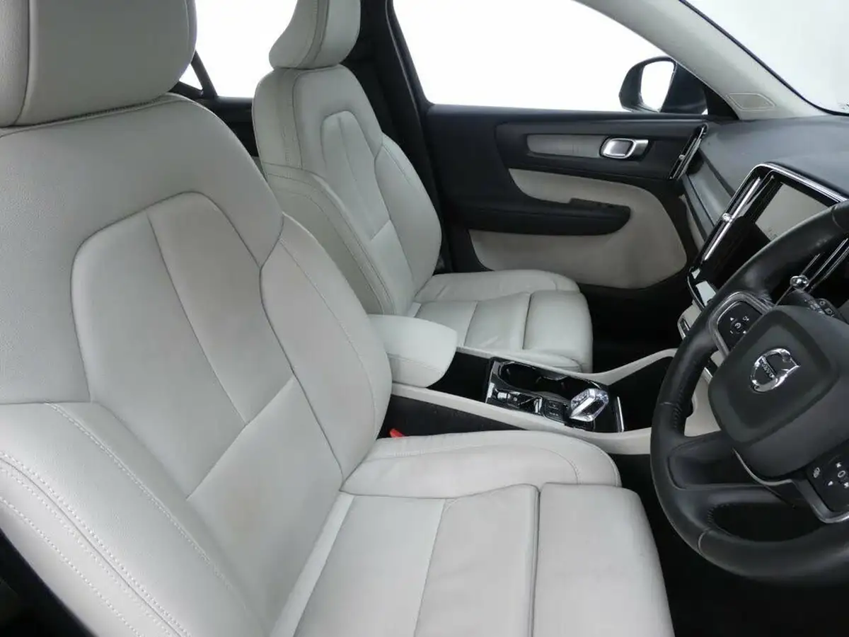 2021-volvo-xc40-15-t3-inscription-pro-161bhp-auto-big-10