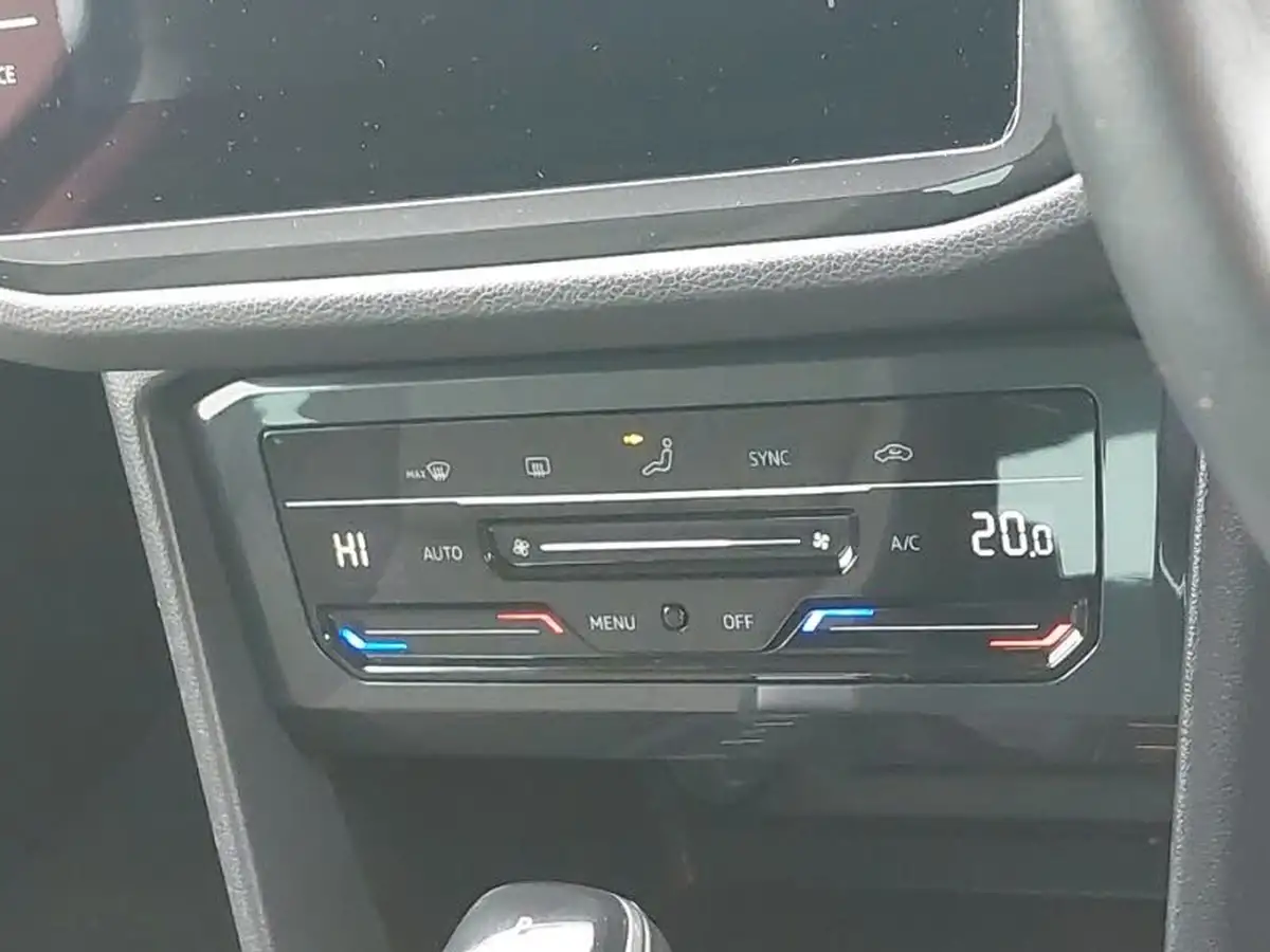 2021-volkswagen-tiguan-15-tsi-life-150ps-dsg-big-14