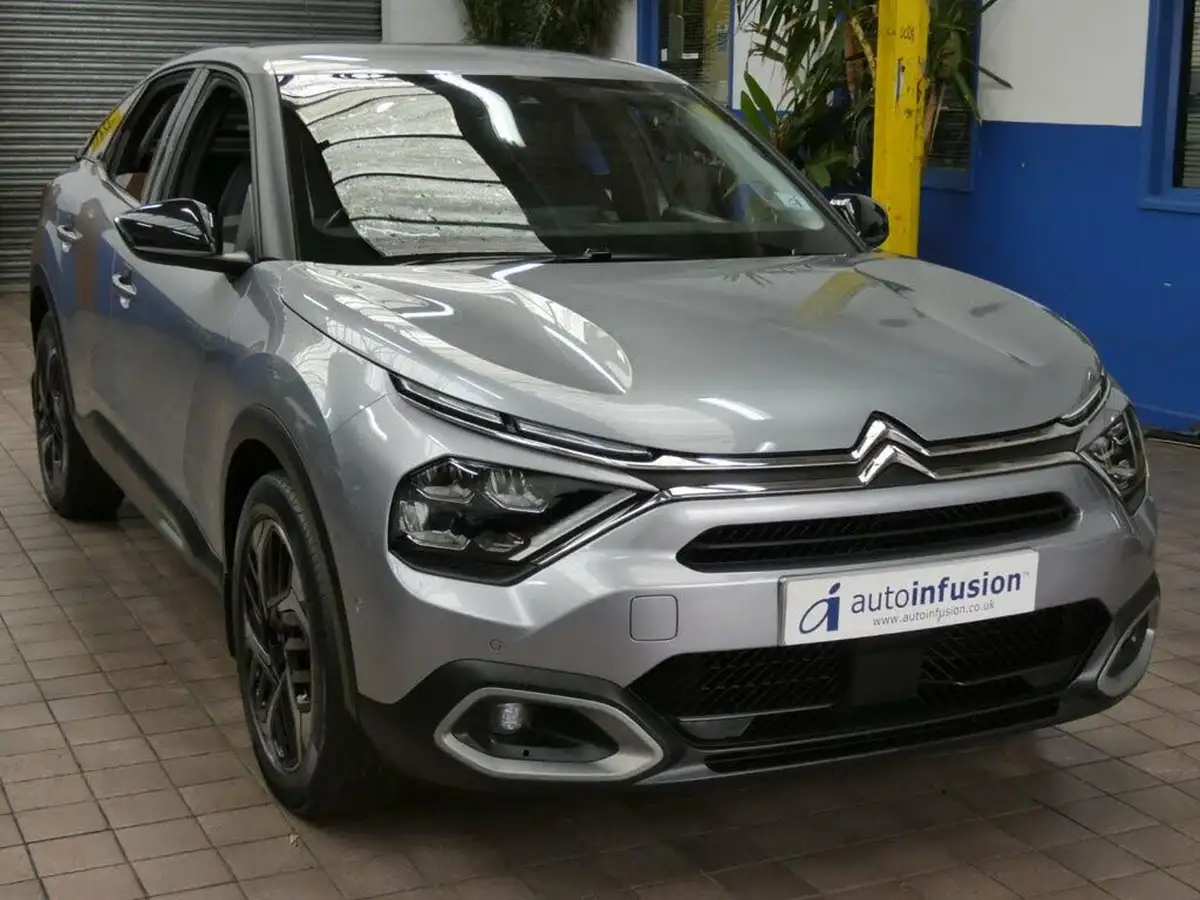 2021-citroen-c4-15bluehdi-shine-130ps-eat8-big-10