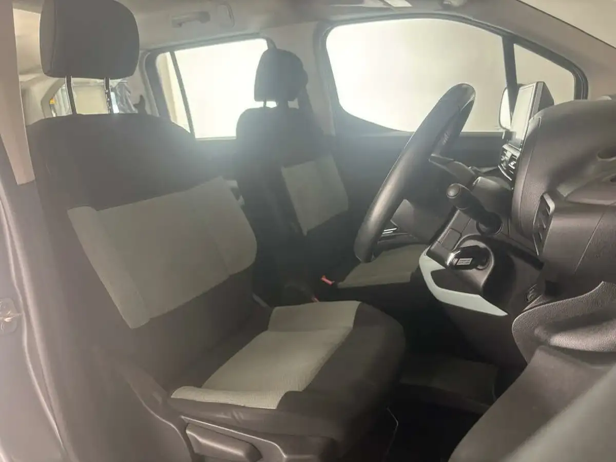2020-citroen-berlingo-15bluehdi-flair-xl-size-100ps-big-11