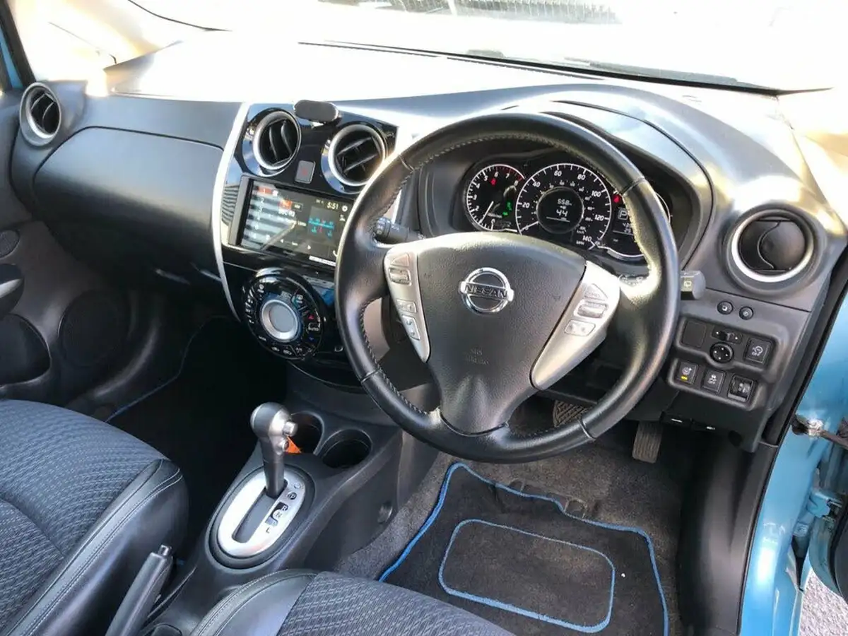 2014-nissan-note-12-tekna-cvt-big-19