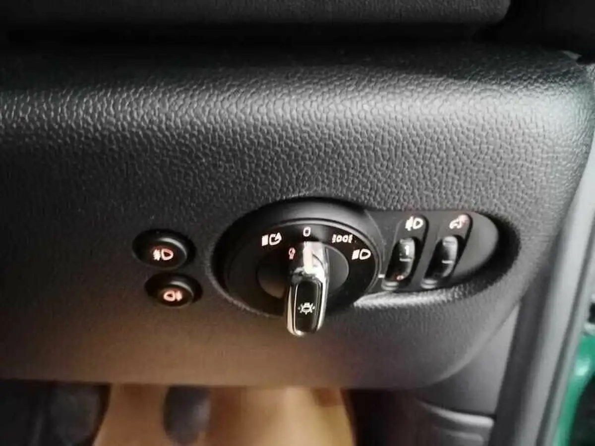 2020-mini-cooper-20-cooper-s-classic-189bhp-nav-hatchback-3d-big-28