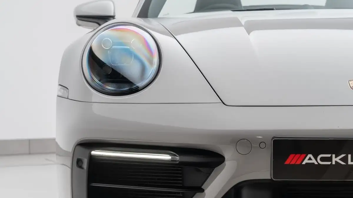 2022-porsche-911-30-carrera-gts-cabriolet-pdk-big-10
