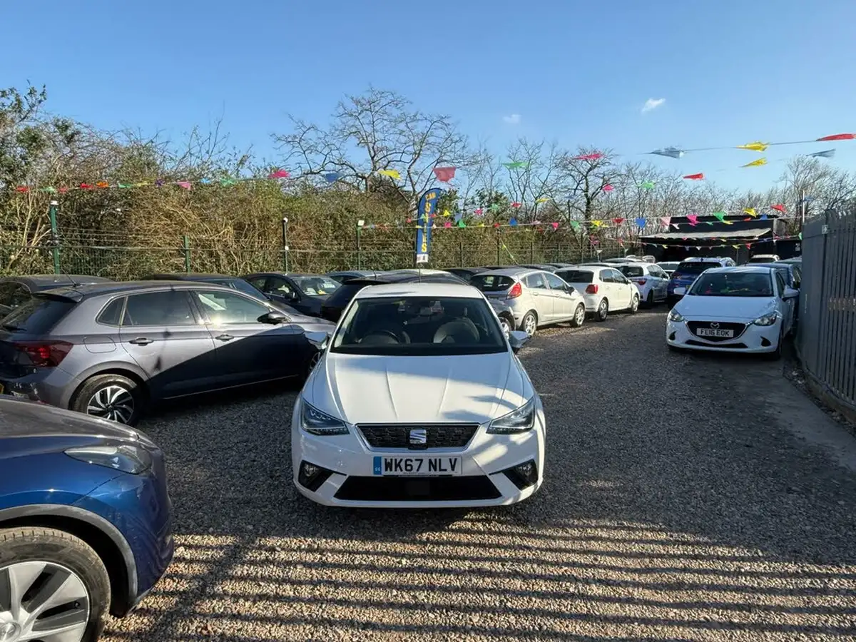 2017-seat-ibiza-10-se-ss-hatchback-5d-big-22