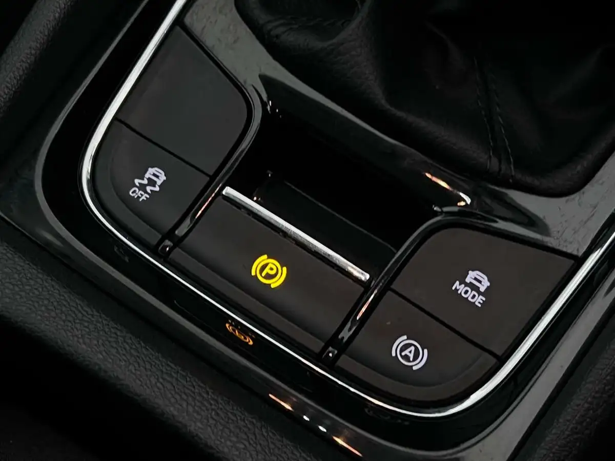 2020-skoda-karoq-15-tsi-se-l-big-32