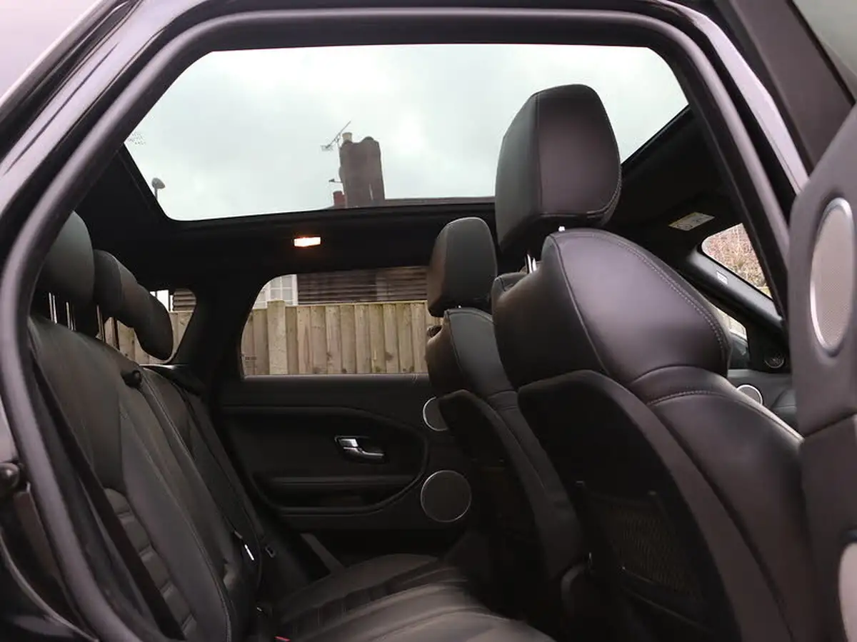 2015-land-rover-range-rover-evoque-20td4-hse-dynamic-ss-hatchback-5d-auto-big-1
