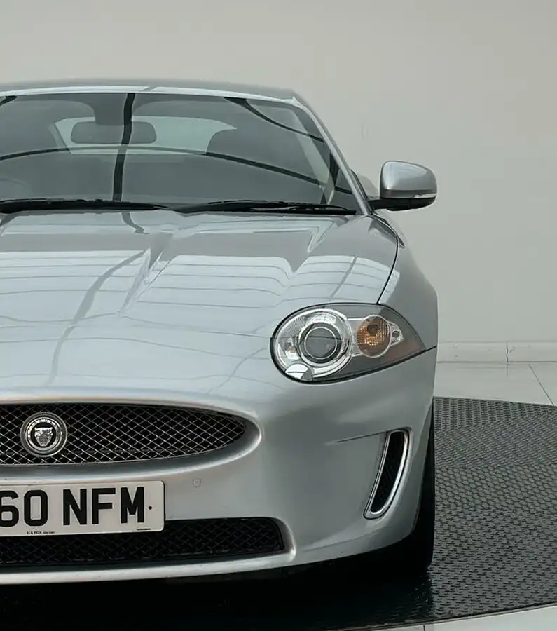 2011-jaguar-xk-50-portfolio-coupe-auto-big-11