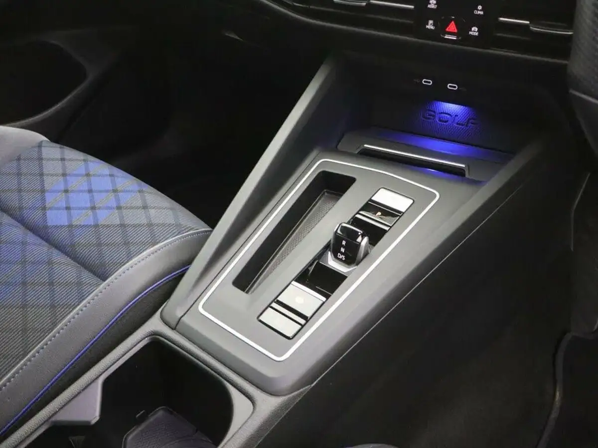2021-volkswagen-golf-20-tsi-r-hatchback-big-31