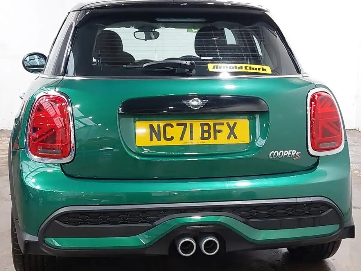 2022-mini-cooper-20-cooper-s-classic-hatchback-5d-auto-big-14