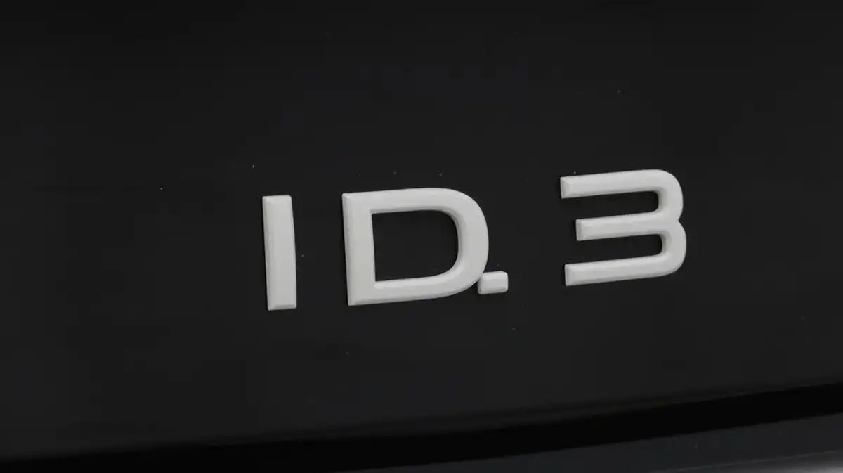2022-volkswagen-id3-e-family-204ps-performance-big-21
