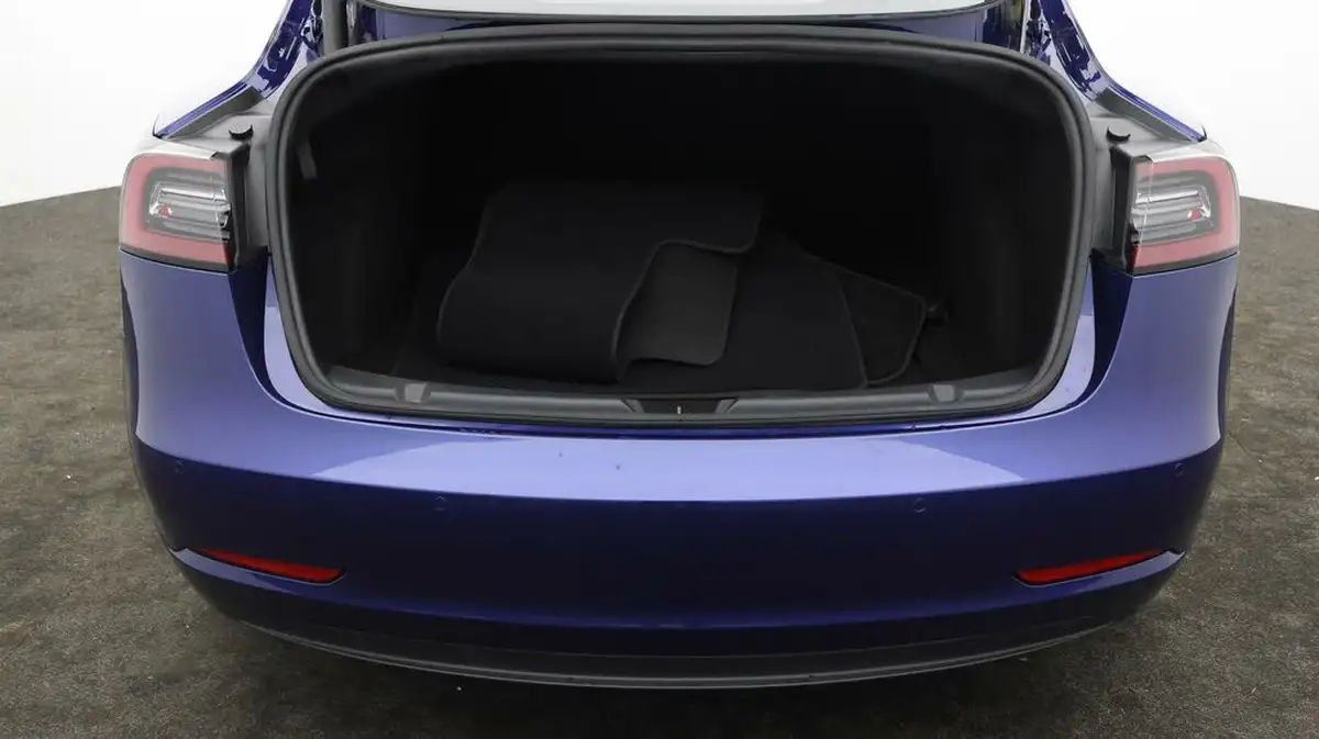 2021-tesla-model-3-e-standard-plus-big-16