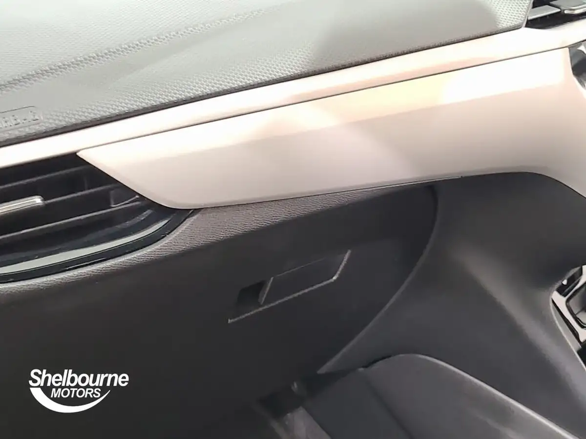 2021-vauxhall-corsa-12-turbo-se-big-16