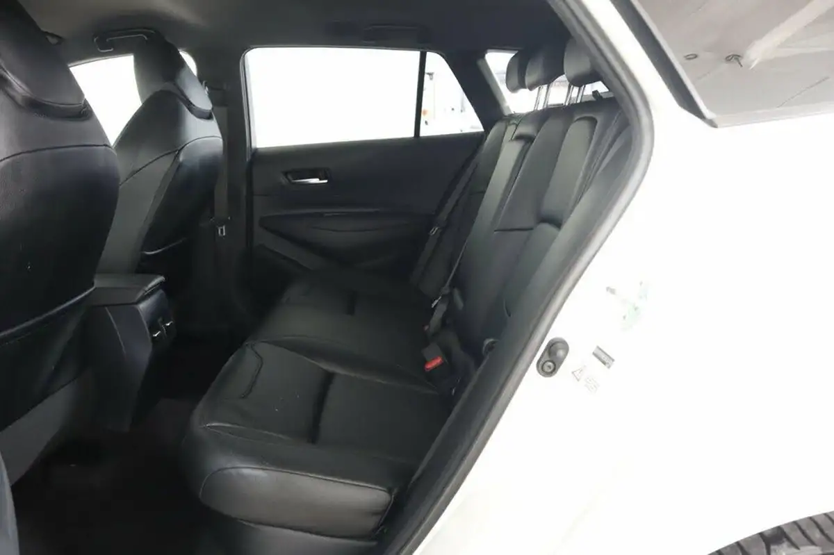 2021-toyota-corolla-18-vvt-i-excel-trk-touring-sports-big-11