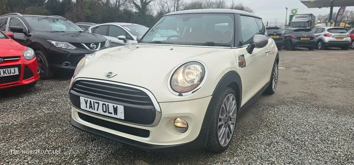 2017-mini-cooper-15td-cooper-d-seven-3d-big-2