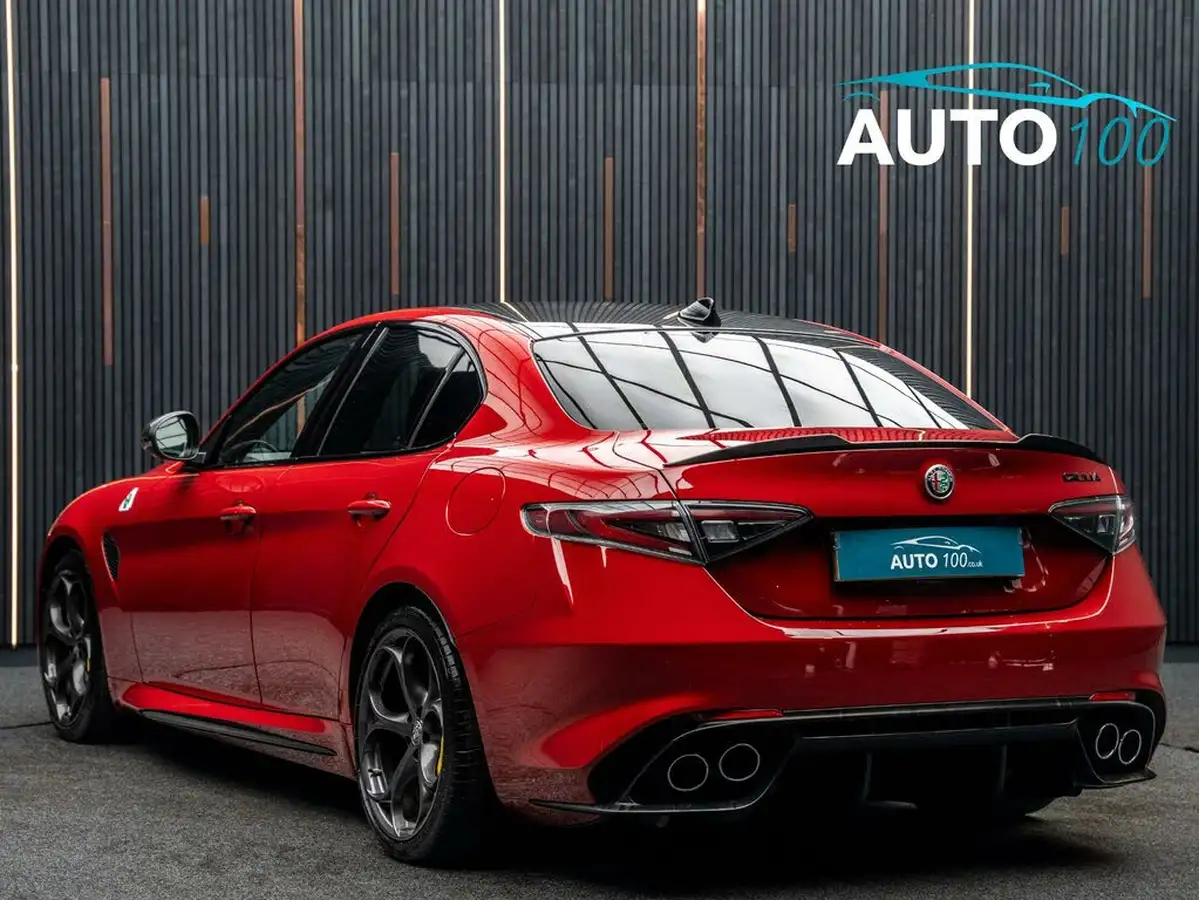 2022-alfa-romeo-giulia-29-biturbo-quadrifoglio-big-2