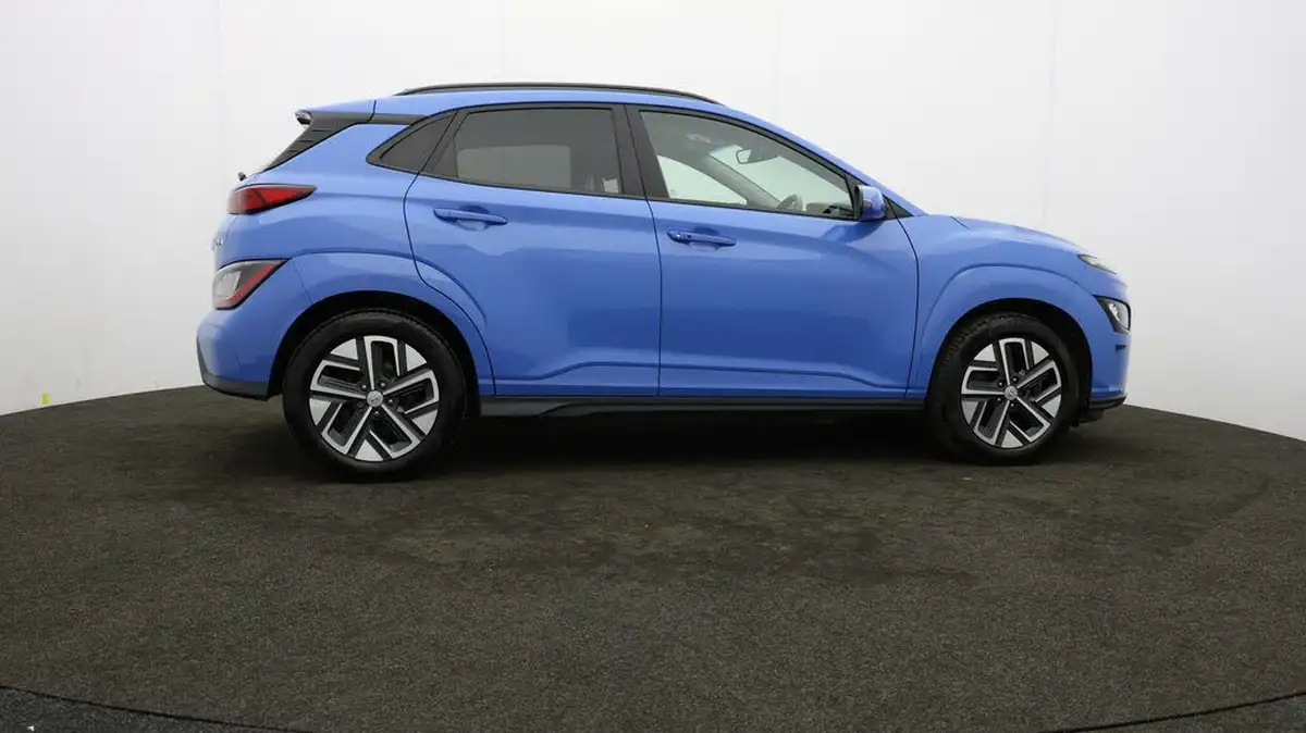 2022-hyundai-kona-e-premium-204ps-64kwh-7kw-obc-big-31
