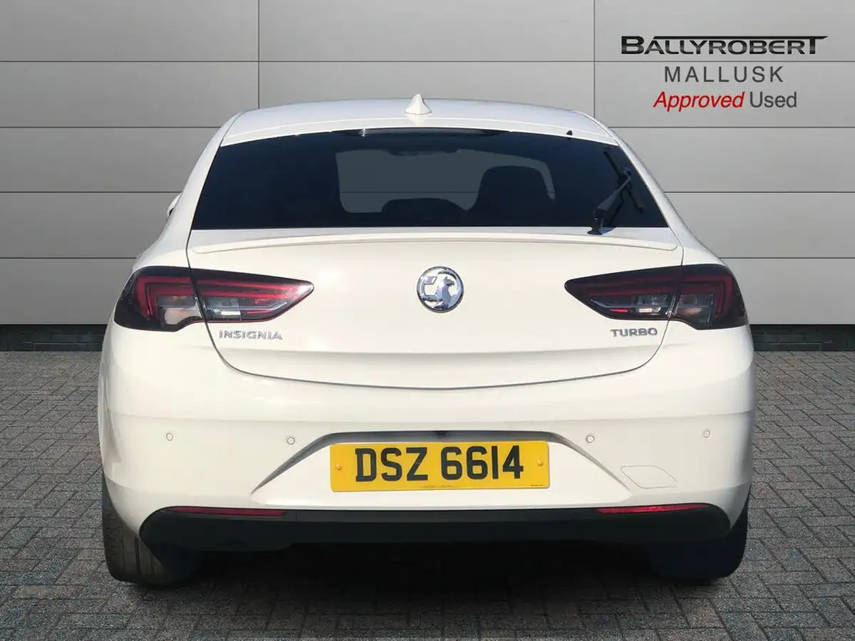 2018-vauxhall-insignia-grand-sport-15-turbo-sri-big-10