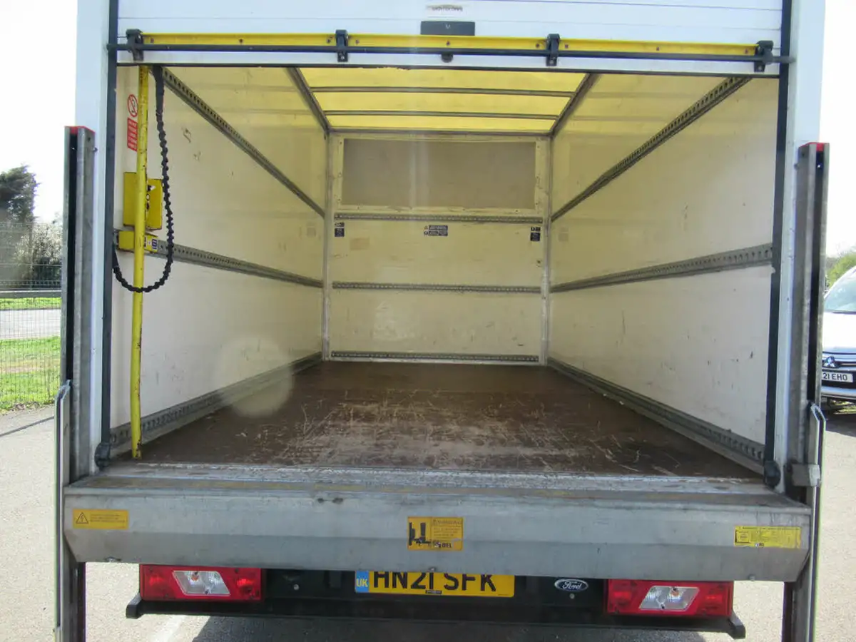 2021-ford-transit-20tdci-350-l2h1-leader-130pseu6dt-fwd-cab-big-7