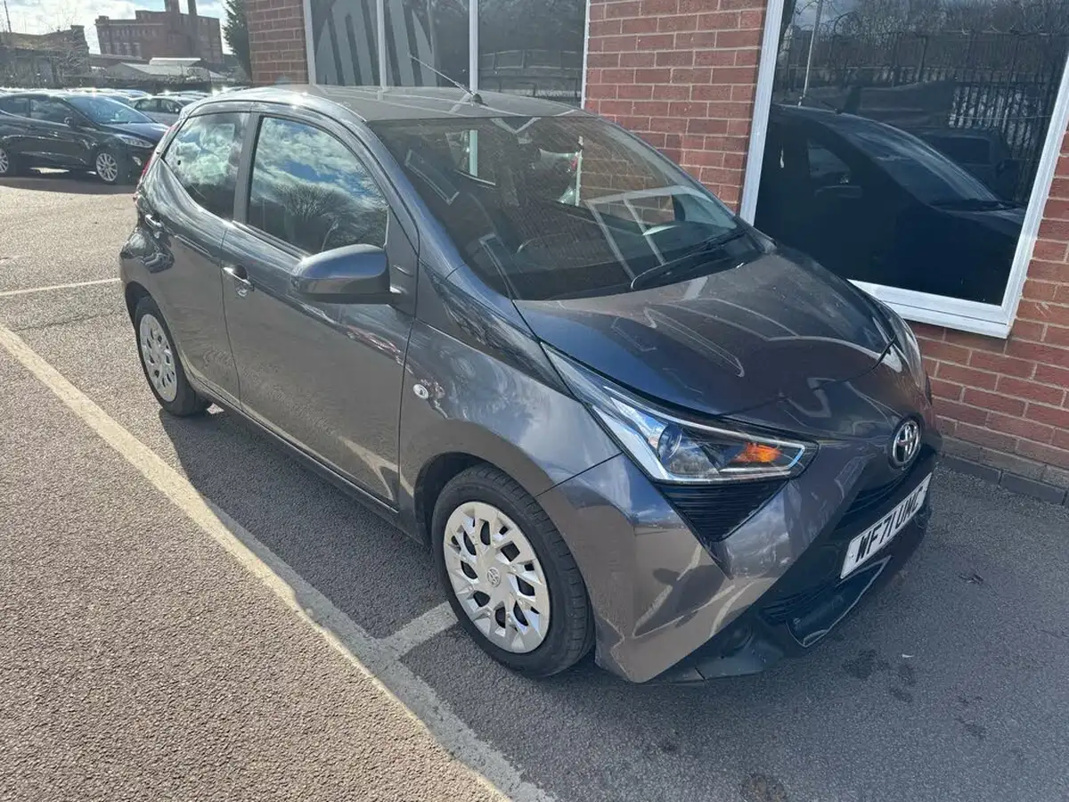 2021-toyota-aygo-10-vvt-i-x-play-tss-big-5