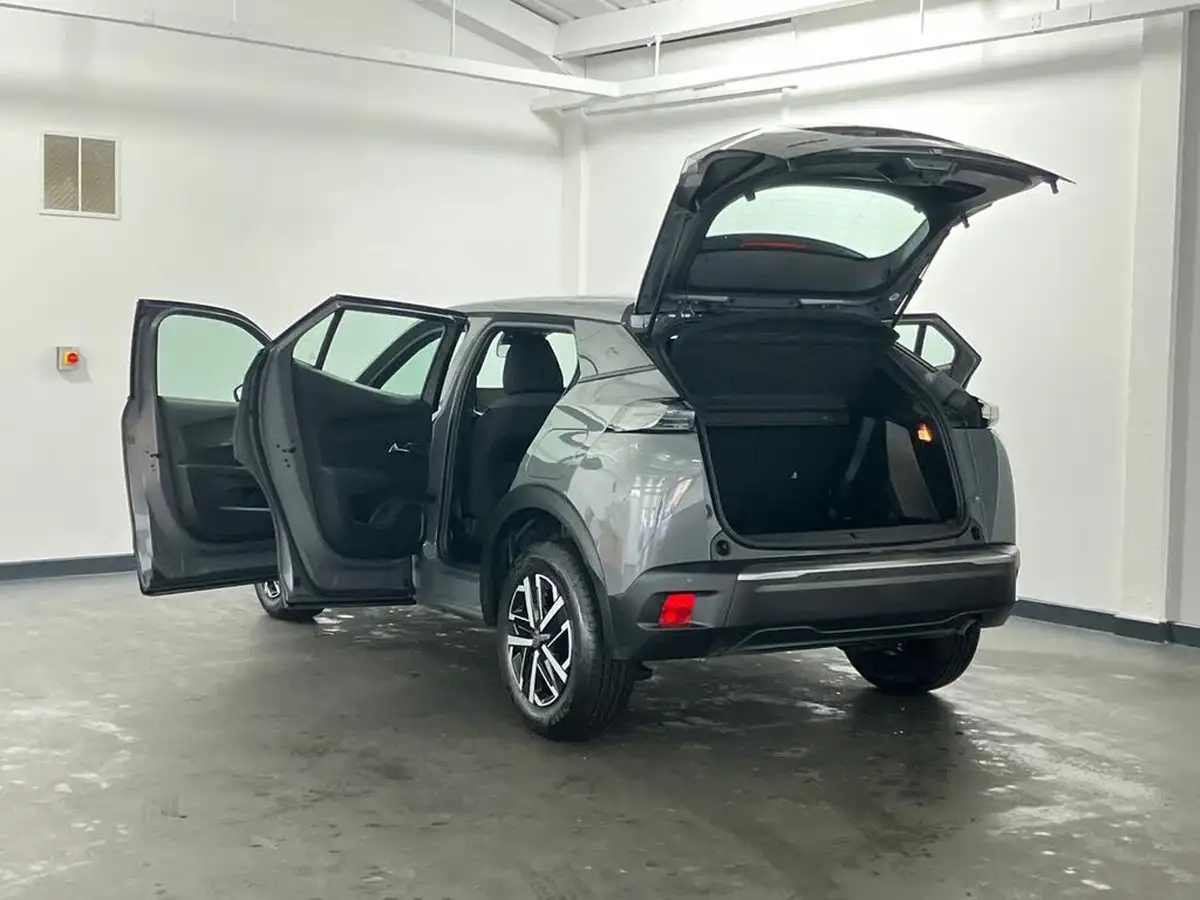 2023-peugeot-2008-suv-12-puretech-active-big-43