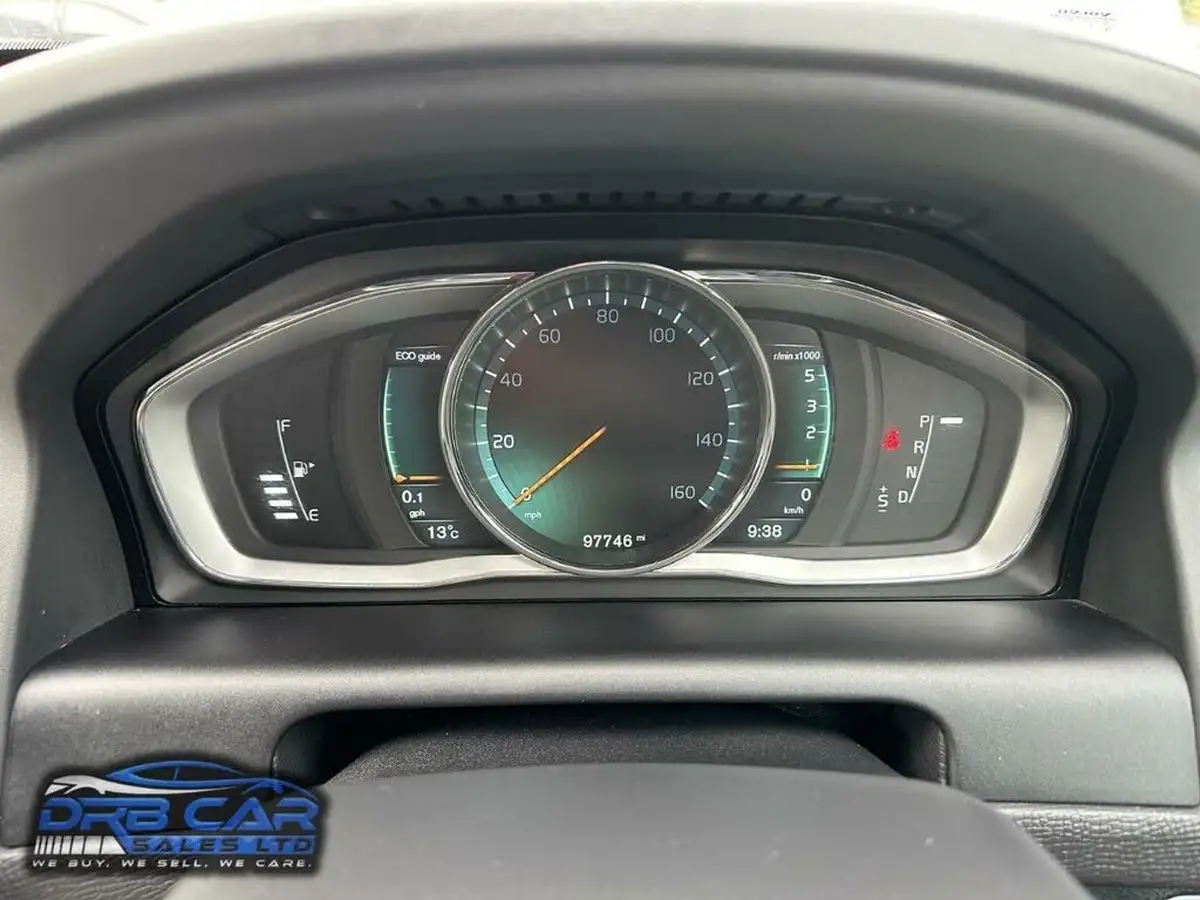 2015-volvo-xc60-20td-d4-r-design-lux-181bhp-nav-geartronic-big-7