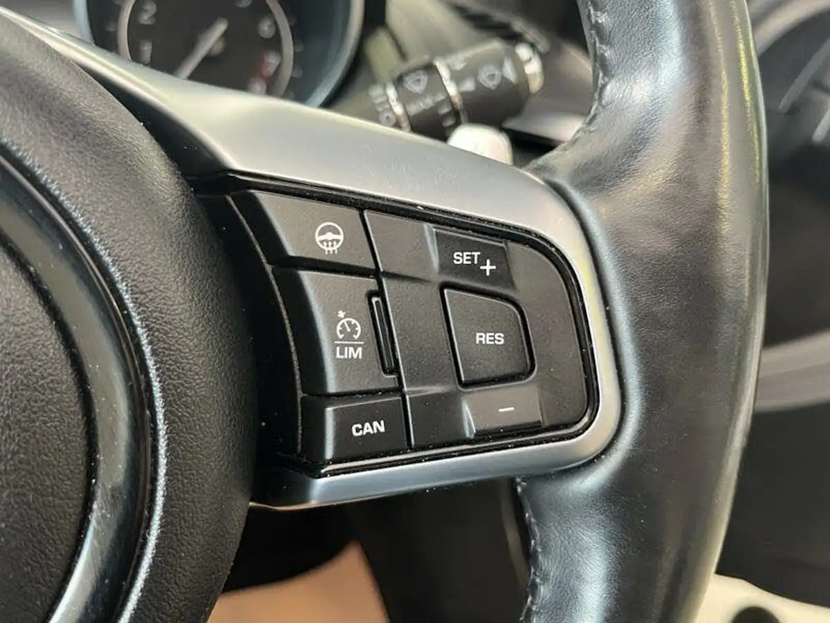 2017-jaguar-f-type-30-v6-sc-r-dynamic-380ps-awd-ss-convertible-auto-big-19