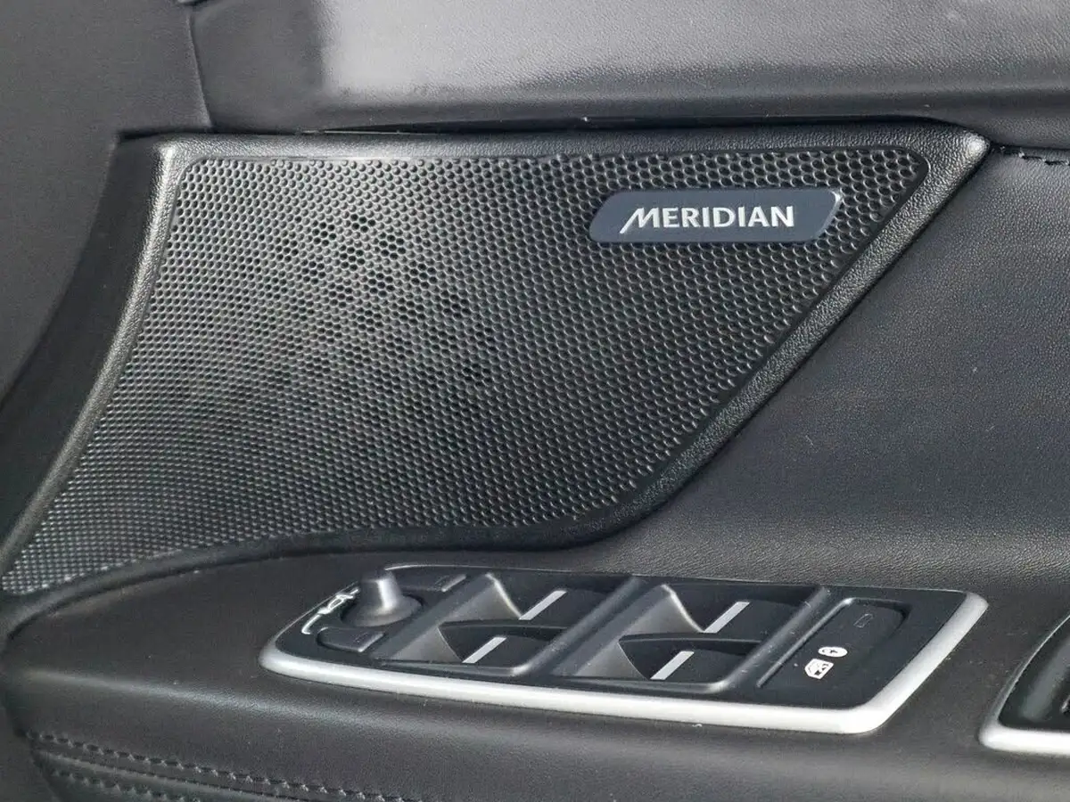 2018-jaguar-xf-20i-portfolio-249ps-sportbrake-5d-1997cc-big-26