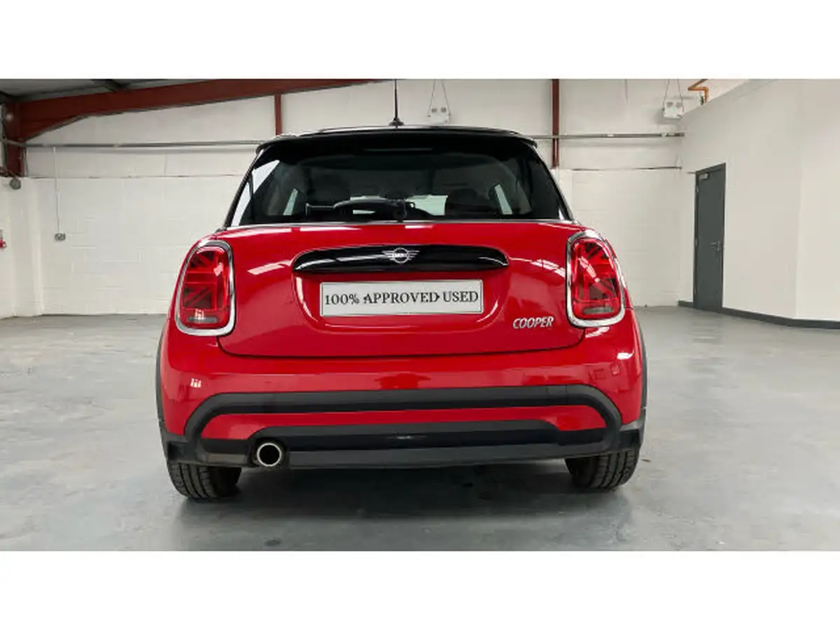 2022-mini-cooper-15-cooper-classic-hatchback-3d-big-26