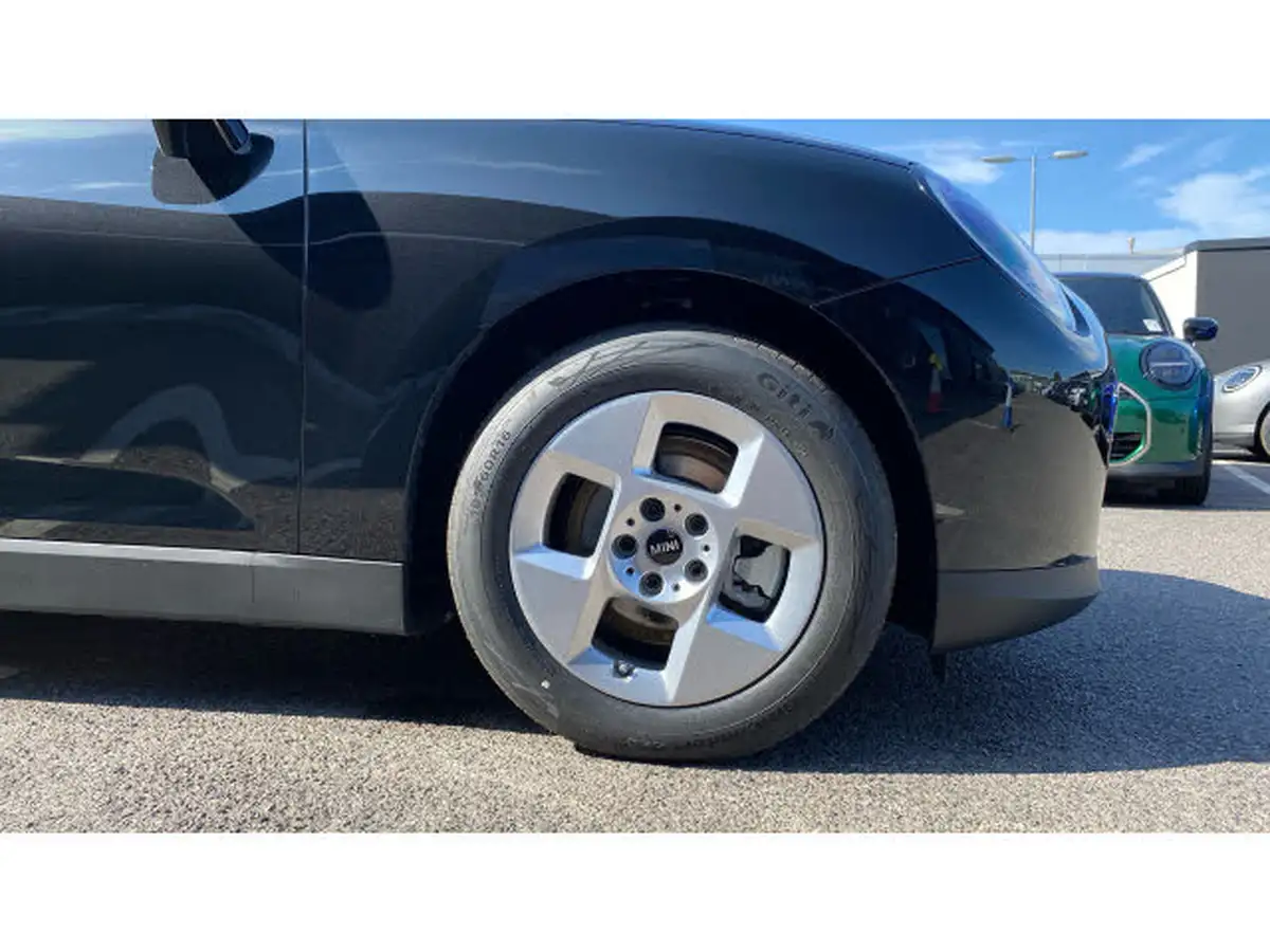 2024-mini-cooper-e-cooper-e-classic-big-13