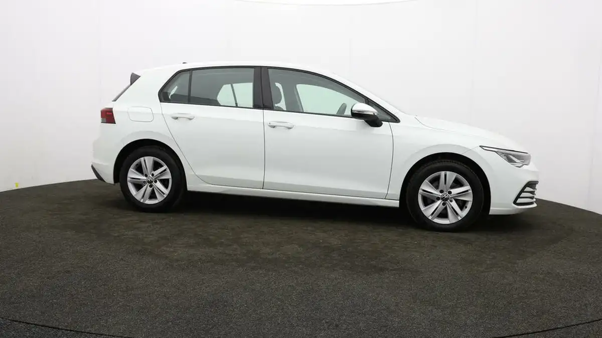 2021-volkswagen-golf-15-tsi-life-150ps-hatchback-big-32