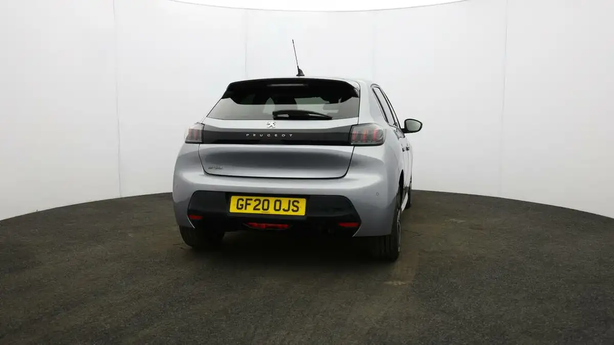 2020-peugeot-208-12-puretech-allure-100bhp-big-54