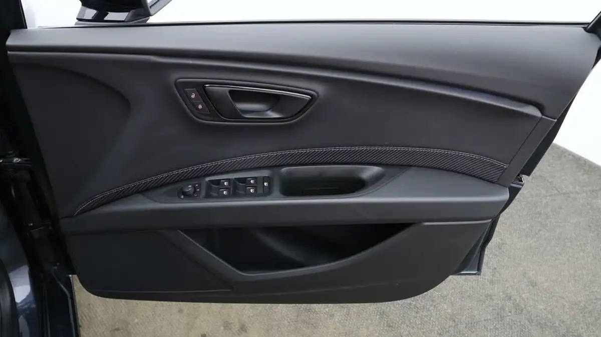2019-seat-leon-20-tsi-cupra-lux-big-14