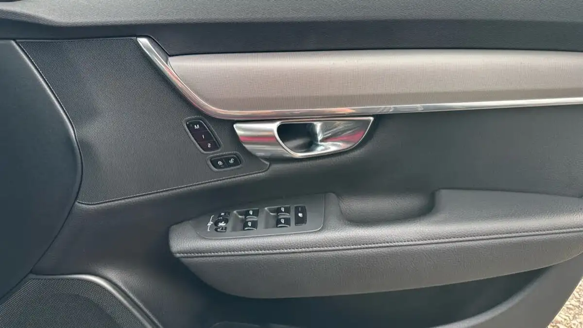 2020-volvo-v90-20td-b4-momentum-big-14