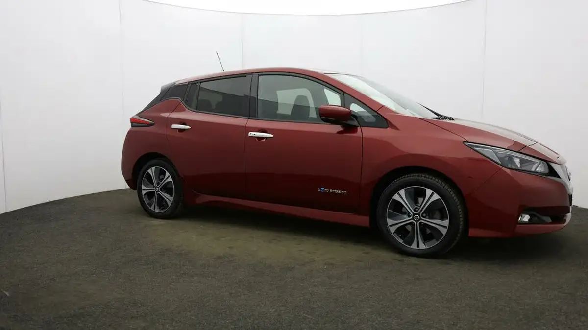 2019-nissan-leaf-e-n-connecta-big-40
