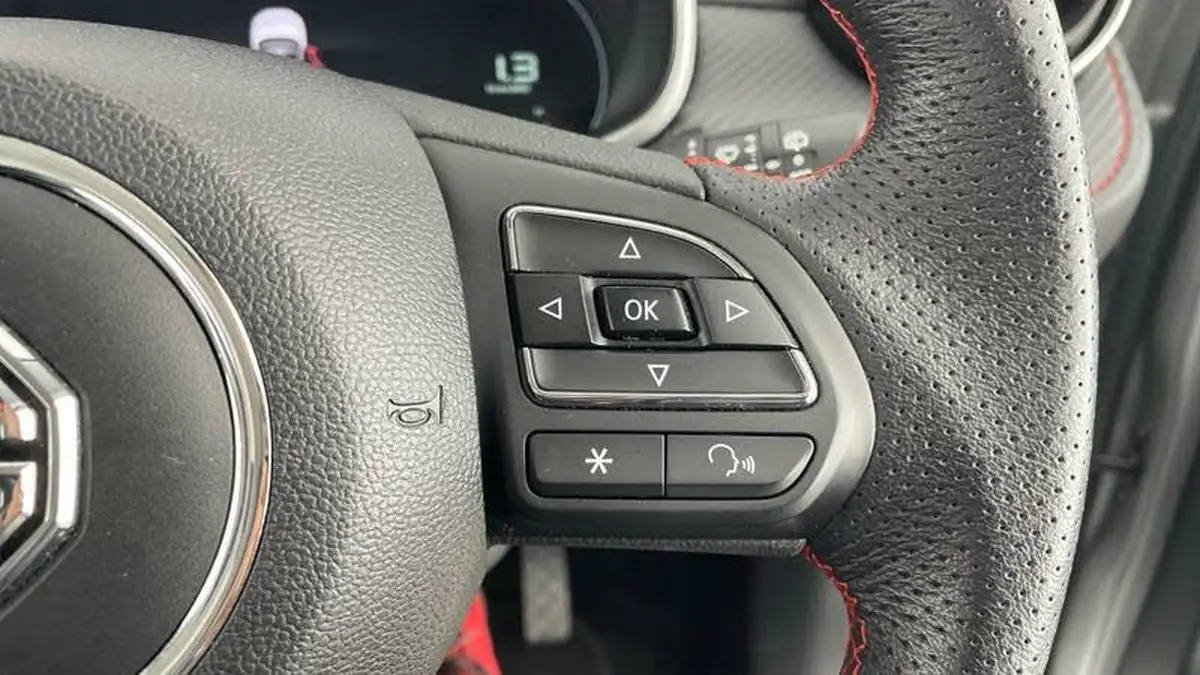 2022-mg-zs-suv-10t-gdi-exclusive-auto-big-22