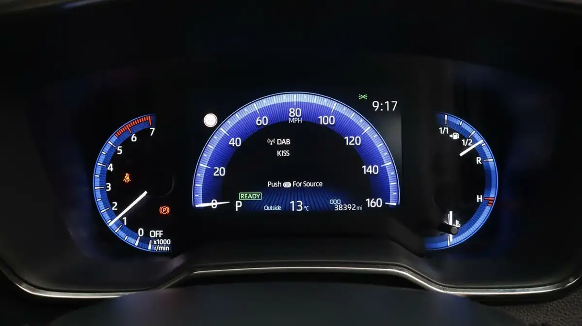 2021-toyota-corolla-18-vvt-i-design-trk-hatchback-5d-big-10