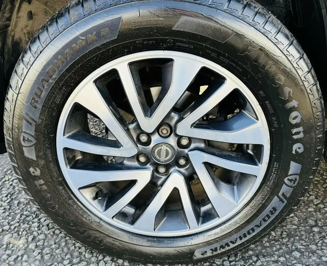 2016-nissan-np300-navara-23dci-tekna-auto-big-25