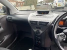 2010-toyota-iq-10-small-24