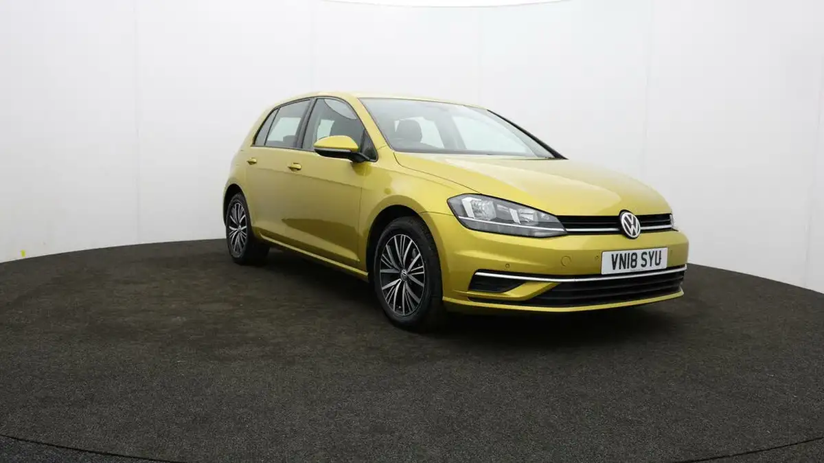 2018-volkswagen-golf-20tdi-se-nav-bmtss-hatchback-5d-dsg-big-40