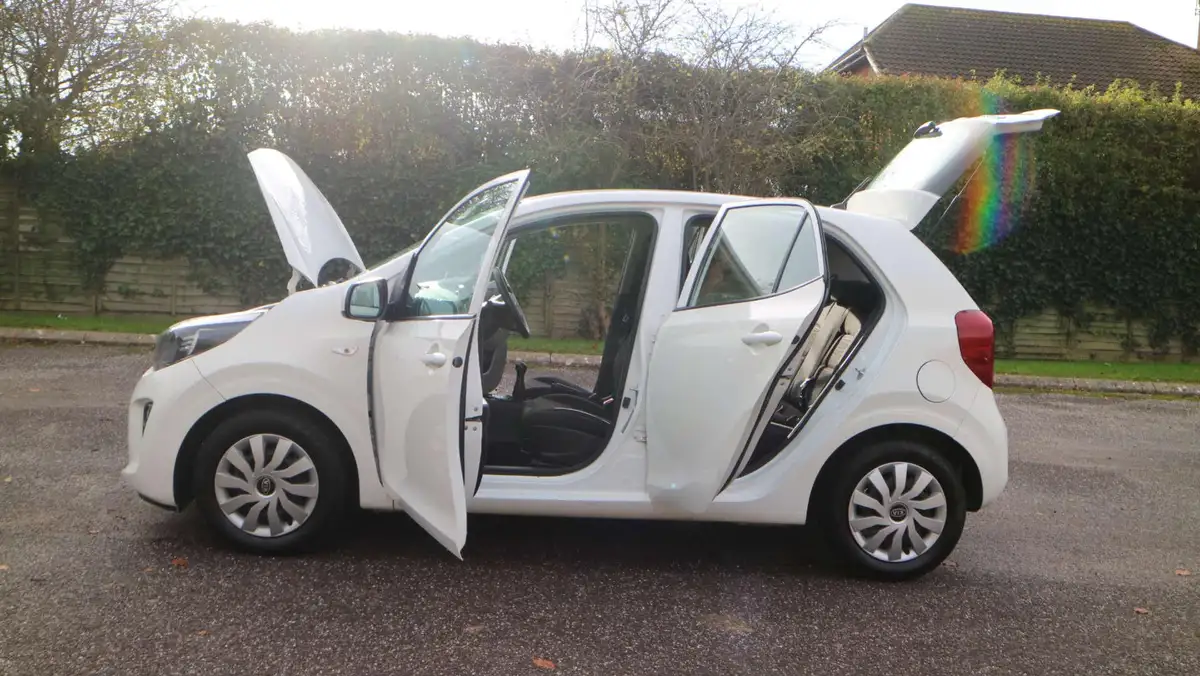 2019-kia-picanto-10-1-isg-adap-big-41