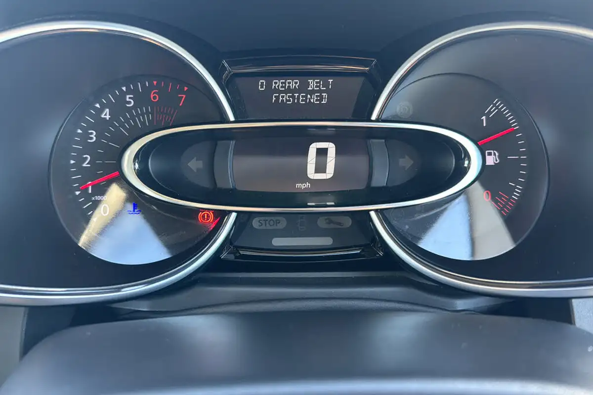 2018-renault-clio-12-dynamique-nav-big-12
