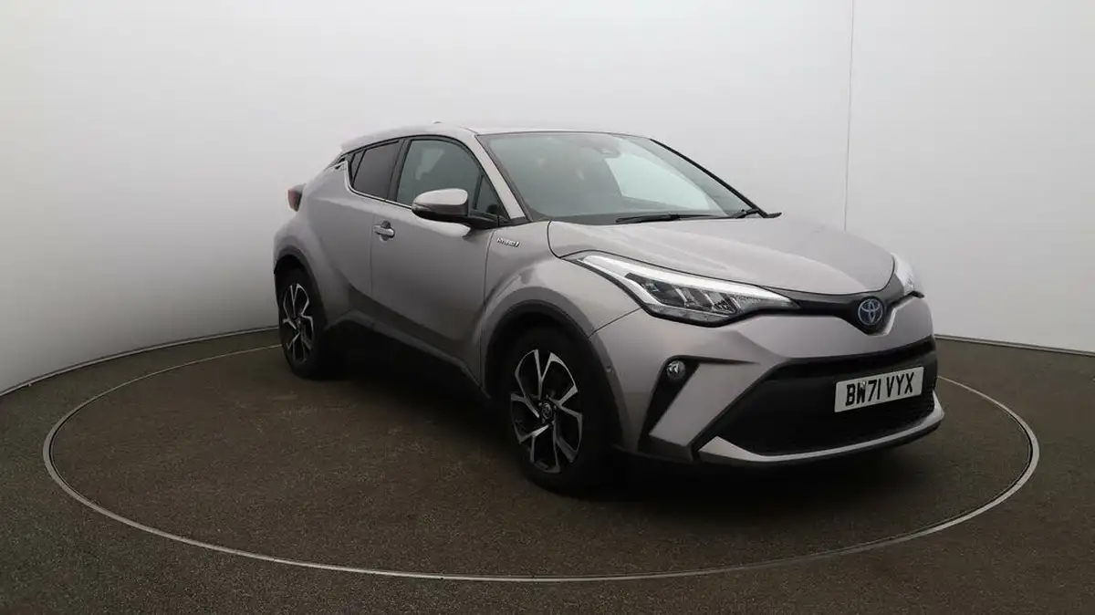 2022-toyota-c-hr-18-vvt-i-design-big-35