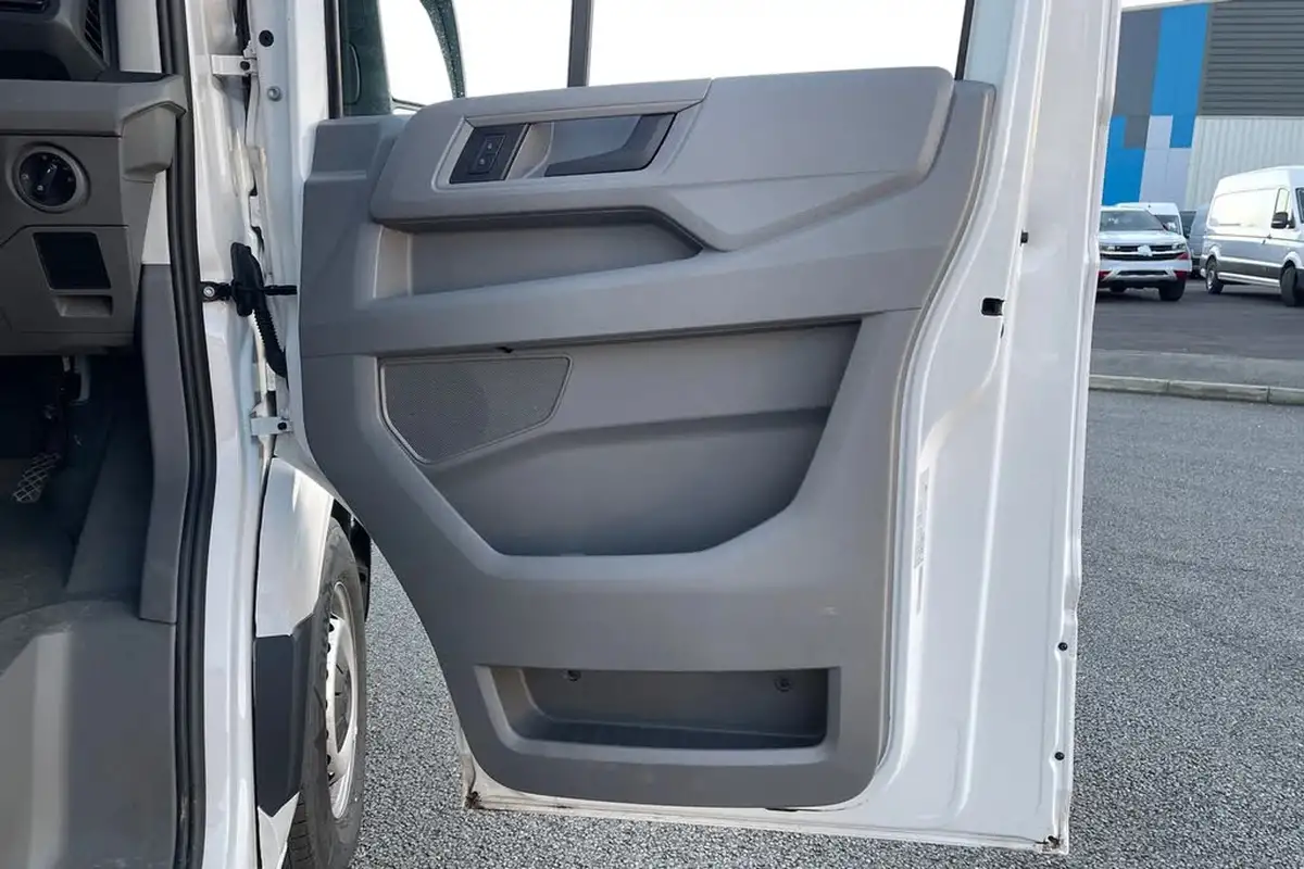 2024-volkswagen-crafter-20tdi-cr35-lwb-commerce-plus-140pseu6d-big-34