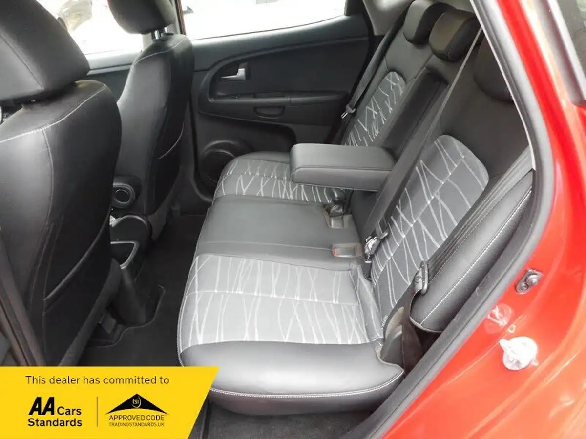 2018-kia-venga-16-3-isg-big-9